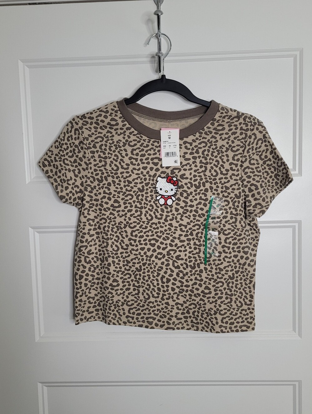 NWT Hello Kitty leopard print Sanrio crop top Size M